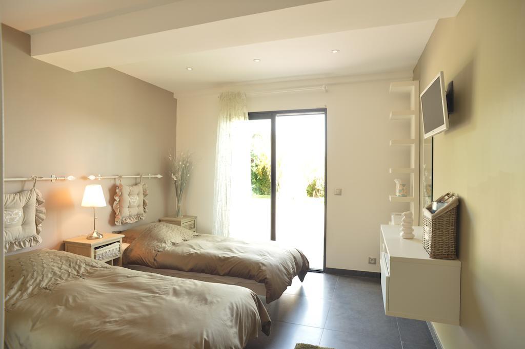 Villa Louancelie B&B キャバレール・シュル・メール エクステリア 写真