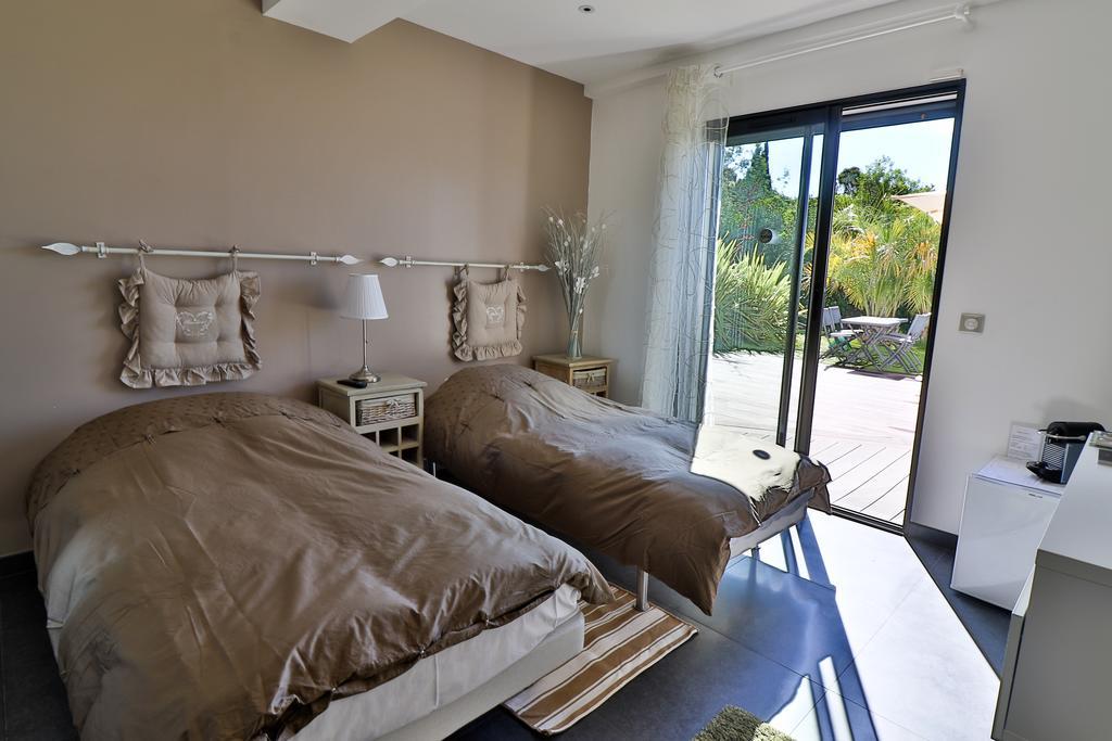 Villa Louancelie B&B キャバレール・シュル・メール エクステリア 写真