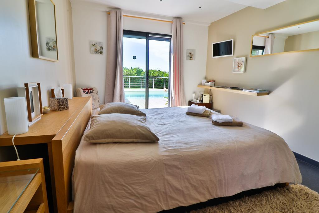 Villa Louancelie B&B キャバレール・シュル・メール エクステリア 写真