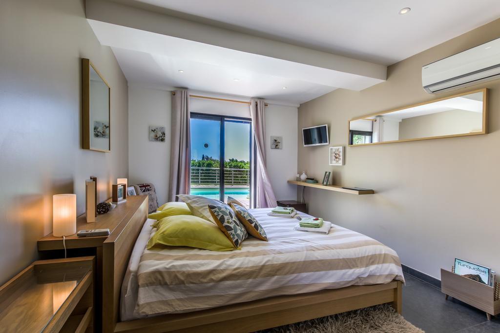 Villa Louancelie B&B キャバレール・シュル・メール エクステリア 写真